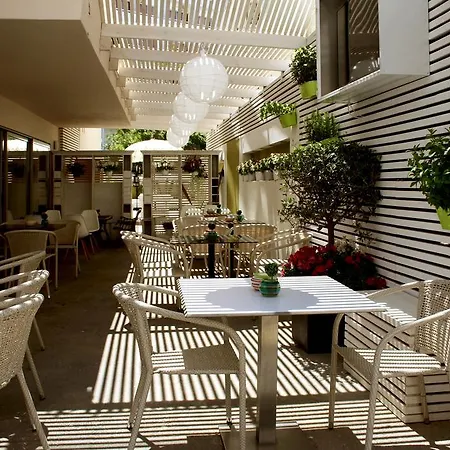 Saronis Hotel (Adults Only) Отель 2*