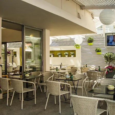 Saronis Hotel (Adults Only)