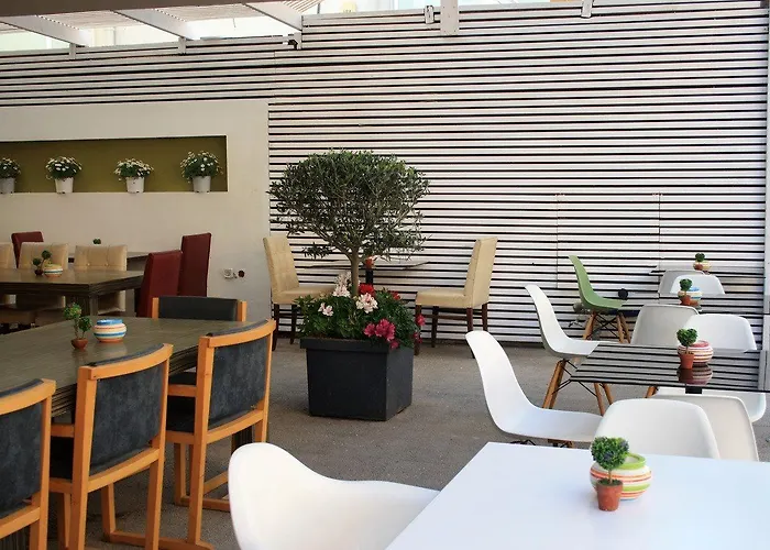 Otel Svea Hotel (Adults Only) 2*