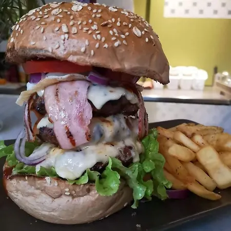 ホテル Saronis Hotel (Adults Only)